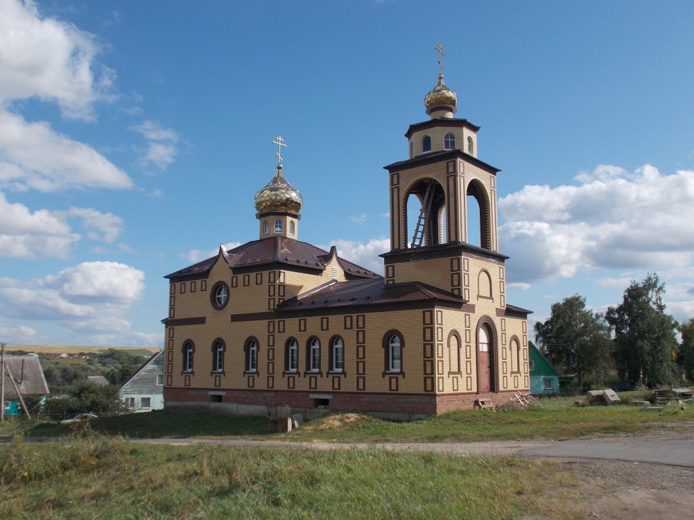 Церковь Пантелеимона Целителя в с.Пятина.